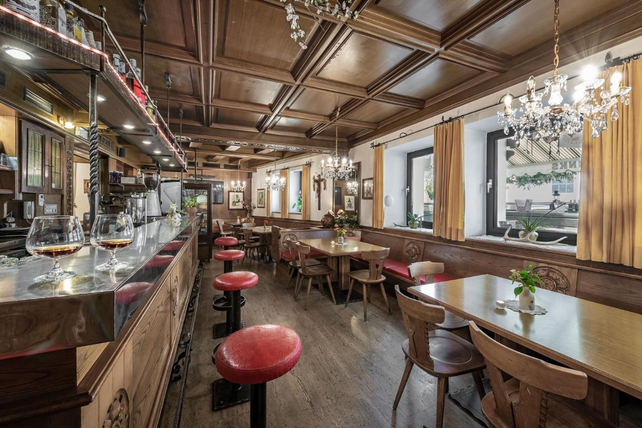 Hotel Weisse Lilie - B&B Rio di Pusteria Εξωτερικό φωτογραφία