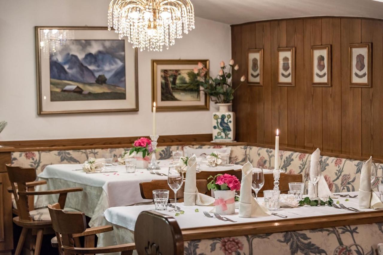 Hotel Weisse Lilie - B&B Rio di Pusteria Εξωτερικό φωτογραφία