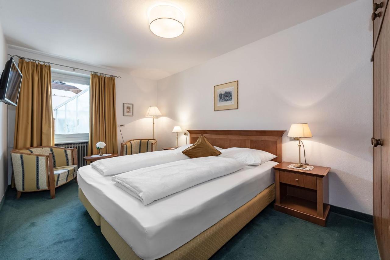 Hotel Weisse Lilie - B&B Rio di Pusteria Εξωτερικό φωτογραφία